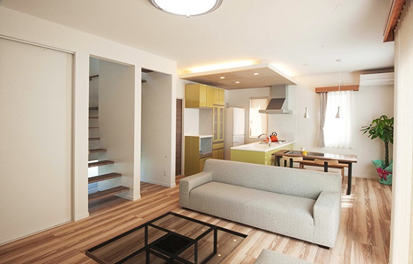 ハピッシュホームのリビング